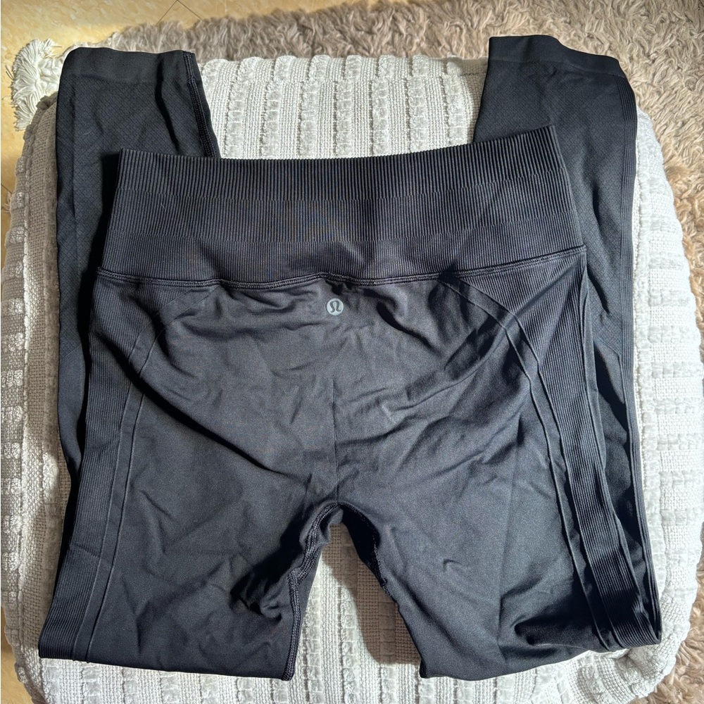 Lululemon Black Ebb to Street Leggings